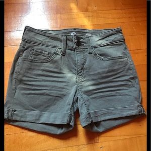 So Army Green Midi-rise Jean Shorts Size 5